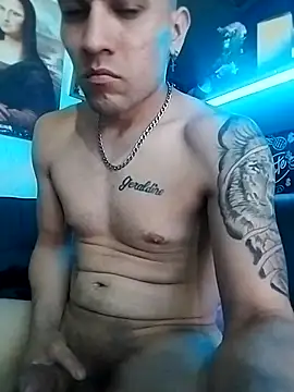 Snapshot of demianmont chatting on 10/08/25, 04:26 demianmont online show from 10/08/25, 04:26