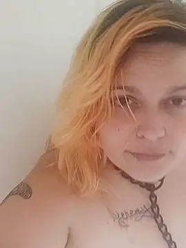 Snapshot of Jynxthefoxyfuck chatting on 09/18/25, 02:41 Jynxthefoxyfuck online show from 09/18/25, 02:41