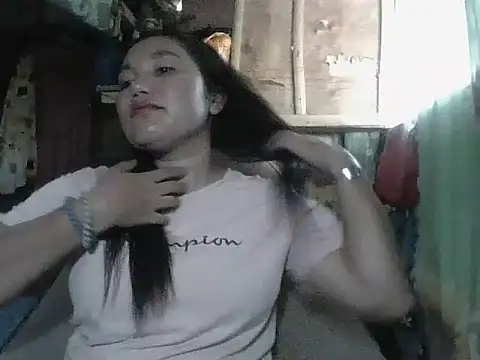 Snapshot of vivahot_sweet chatting on 05/02/26, 03:33 vivahot sweet online show from 05/02/26, 03:33