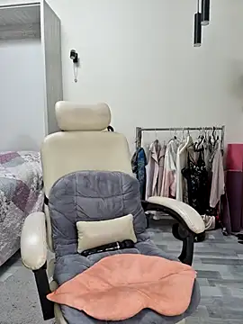 Monna online show from 02/03/26, 07:41