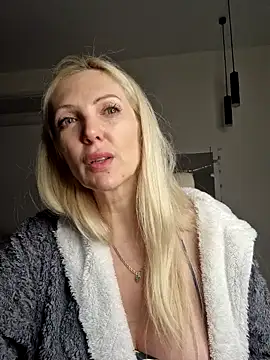 Monna online show from 02/12/26, 03:18