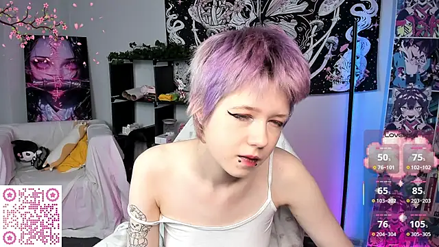 CarolineRichter online show from 11/17/25, 03:12