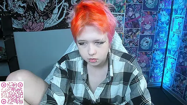 CarolineRichter online show from 11/24/25, 02:44