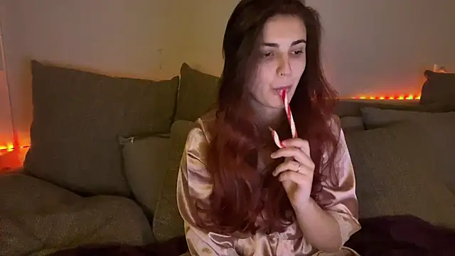 Vivalenti Kiss online show from 12/14/25, 04:23