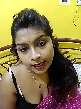 Snapshot of Naughty-Chaaya chatting on 10/11/25, 05:33 Naughty-Chaaya online show from 10/11/25, 05:33
