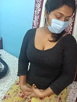 Snapshot of Naughty-Chaaya chatting on 12/20/25, 07:32 Naughty-Chaaya online show from 12/20/25, 07:32