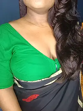 Snapshot of Naughty-Chaaya chatting on 06/23/26, 06:17 Naughty-Chaaya online show from 06/23/26, 06:17