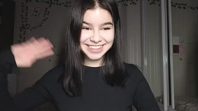 sladkoezzzka online show from 10/22/25, 05:56