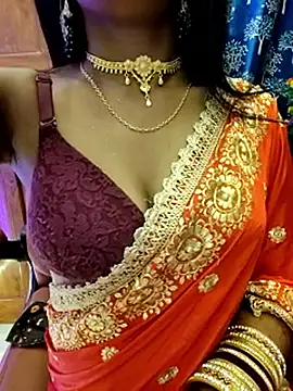 Snapshot of priya_26 chatting on 04/28/26, 10:04 priya 26 online show from 04/28/26, 10:04