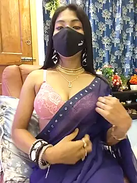 Snapshot of priya_26 chatting on 07/01/26, 11:12 priya 26 online show from 07/01/26, 11:12
