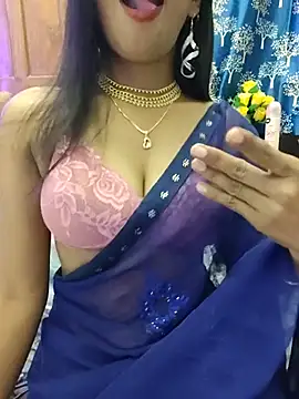 Snapshot of priya_26 chatting on 07/02/26, 12:54 priya 26 online show from 07/02/26, 12:54