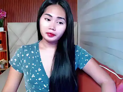 Snapshot of sluttyprincess0 chatting on 11/27/25, 10:45 sluttyprincess0 online show from 11/27/25, 10:45