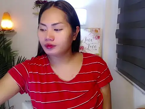 sluttyprincess0 online show from 05/28/26, 11:13