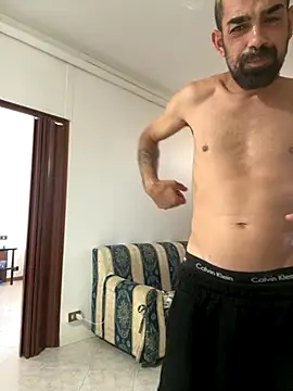 Snapshot of Nonsoilmionome89 chatting on 09/12/25, 11:32 Nonsoilmionome89 online show from 09/12/25, 11:32