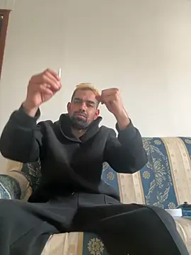 Snapshot of Nonsoilmionome89 chatting on 10/26/25, 02:56 Nonsoilmionome89 online show from 10/26/25, 02:56