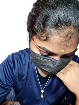 Snapshot of Tamil_Princess12 chatting on 09/29/25, 10:20 Tamil Princess12 online show from 09/29/25, 10:20