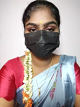 Snapshot of Tamil_Princess12 chatting on 10/05/25, 05:44 Tamil Princess12 online show from 10/05/25, 05:44