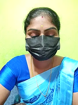 Snapshot of Tamil_Princess12 chatting on 10/26/25, 07:31 Tamil Princess12 online show from 10/26/25, 07:31