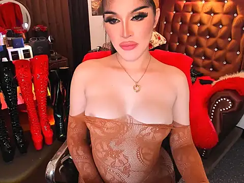 Snapshot of devongarcia chatting on 10/27/25, 08:35 devongarcia online show from 10/27/25, 08:35