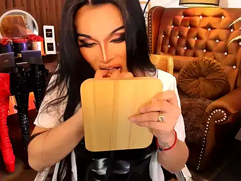 devongarcia online show from 06/17/26, 02:29