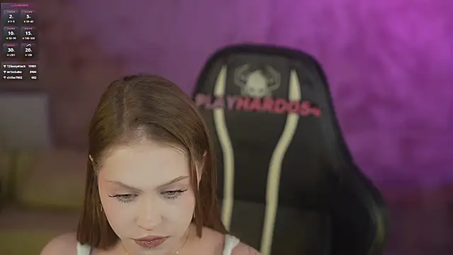 Esmie Smile online show from 03/20/26, 03:33