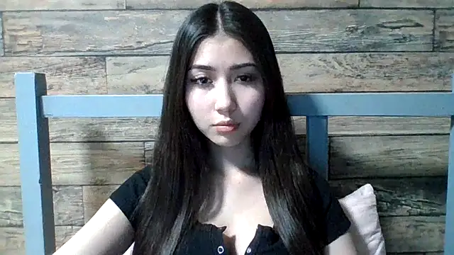 Snapshot of Virginia_Hicks chatting on 11/22/25, 02:49 Virginia Hicks online show from 11/22/25, 02:49