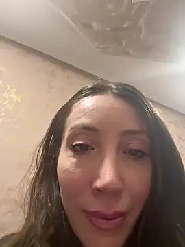 HellaryTourent online show from 02/11/26, 03:17