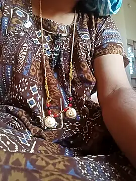 Snapshot of NISHU-TELUGU chatting on 11/16/25, 08:20 NISHU-TELUGU online show from 11/16/25, 08:20