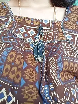 Snapshot of NISHU-TELUGU chatting on 11/18/25, 03:34 NISHU-TELUGU online show from 11/18/25, 03:34