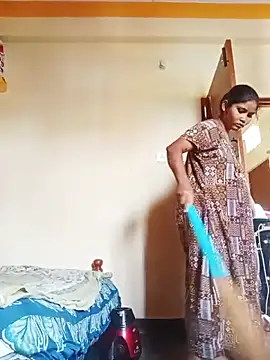 Snapshot of NISHU-TELUGU chatting on 04/16/26, 03:40 NISHU-TELUGU online show from 04/16/26, 03:40