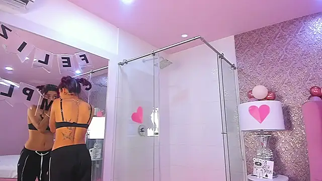 amber sparkle online show from 03/09/26, 12:42