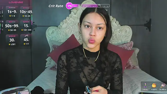 Snapshot of Charlottegray_1 chatting on 10/20/25, 12:16 Charlottegray 1 online show from 10/20/25, 12:16