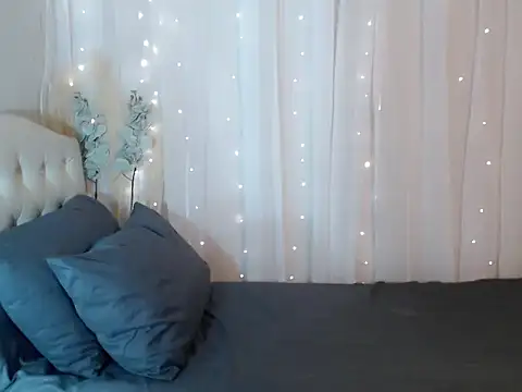 Snapshot of Iyotakody chatting on 09/28/25, 06:57 Iyotakody online show from 09/28/25, 06:57