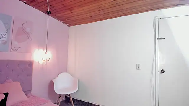 Snapshot of ATENA_JB chatting on 09/14/25, 04:22 ATENA JB online show from 09/14/25, 04:22