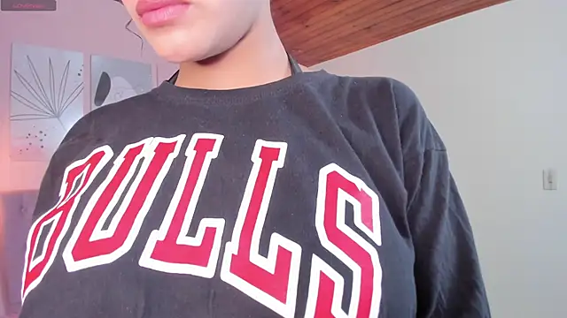 Snapshot of ATENA_JB chatting on 10/24/25, 03:14 ATENA JB online show from 10/24/25, 03:14