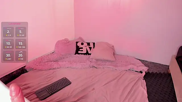 Snapshot of ATENA_JB chatting on 11/05/25, 03:28 ATENA JB online show from 11/05/25, 03:28