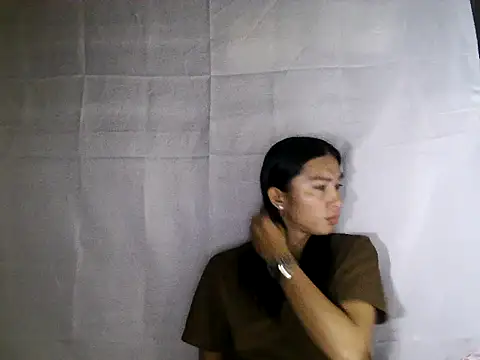 Snapshot of Asian_PrettyAle chatting on 02/24/26, 02:04 Asian PrettyAle online show from 02/24/26, 02:04