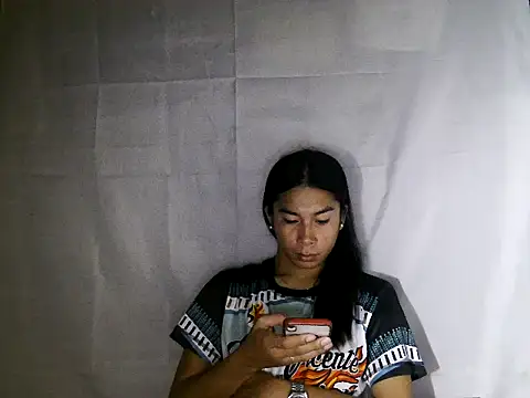 Snapshot of Asian_PrettyAle chatting on 03/26/26, 02:06 Asian PrettyAle online show from 03/26/26, 02:06