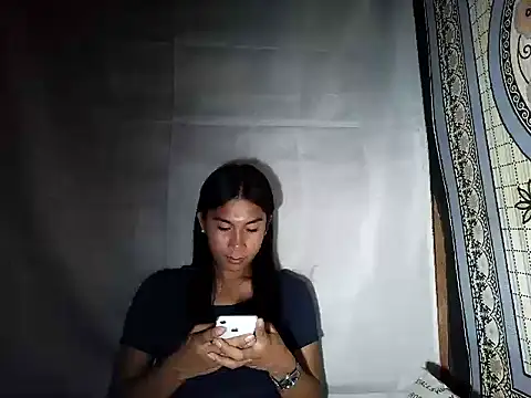 Snapshot of Asian_PrettyAle chatting on 04/30/26, 03:18 Asian PrettyAle online show from 04/30/26, 03:18