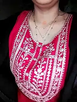 Snapshot of your_avni chatting on 12/17/25, 09:32 your avni online show from 12/17/25, 09:32