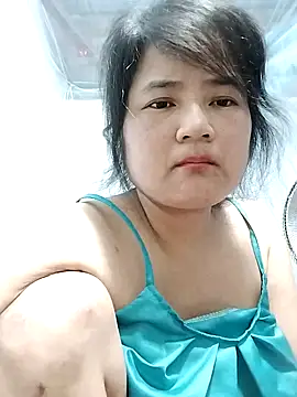 Snapshot of BigAss-69 chatting on 04/20/26, 10:33 BigAss-69 online show from 04/20/26, 10:33