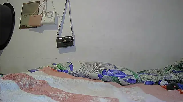 Snapshot of SpicyExi chatting on 02/27/26, 08:47 SpicyExi online show from 02/27/26, 08:47