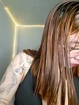 -Miaa  online show from 10/10/25, 12:04