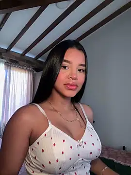 Snapshot of Tokio_Tokio chatting on 12/31/24, 02:58 Tokio Tokio online show from 12/31/24, 02:58