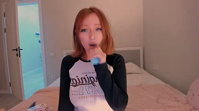 yuna loon online show from 09/22/25, 12:40