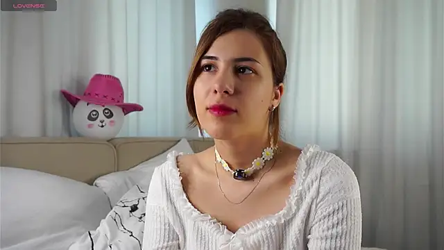 Snapshot of QueenieGitt chatting on 07/01/26, 01:40 QueenieGitt online show from 07/01/26, 01:40
