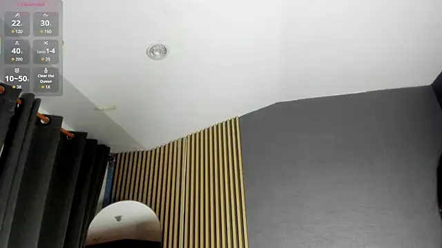 Snapshot of Gina_77 chatting on 11/08/25, 12:16 Gina 77 online show from 11/08/25, 12:16