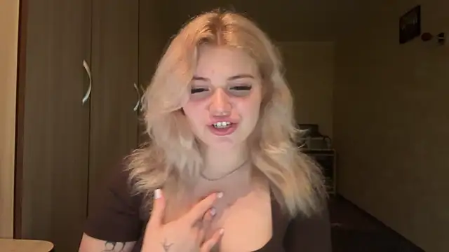 sunshinyflash online show from 11/22/25, 05:12