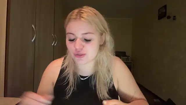 sunshinyflash online show from 11/27/25, 03:47