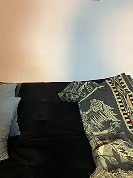 Snapshot of AlekBlake_ chatting on 04/06/26, 04:46 AlekBlake online show from 04/06/26, 04:46